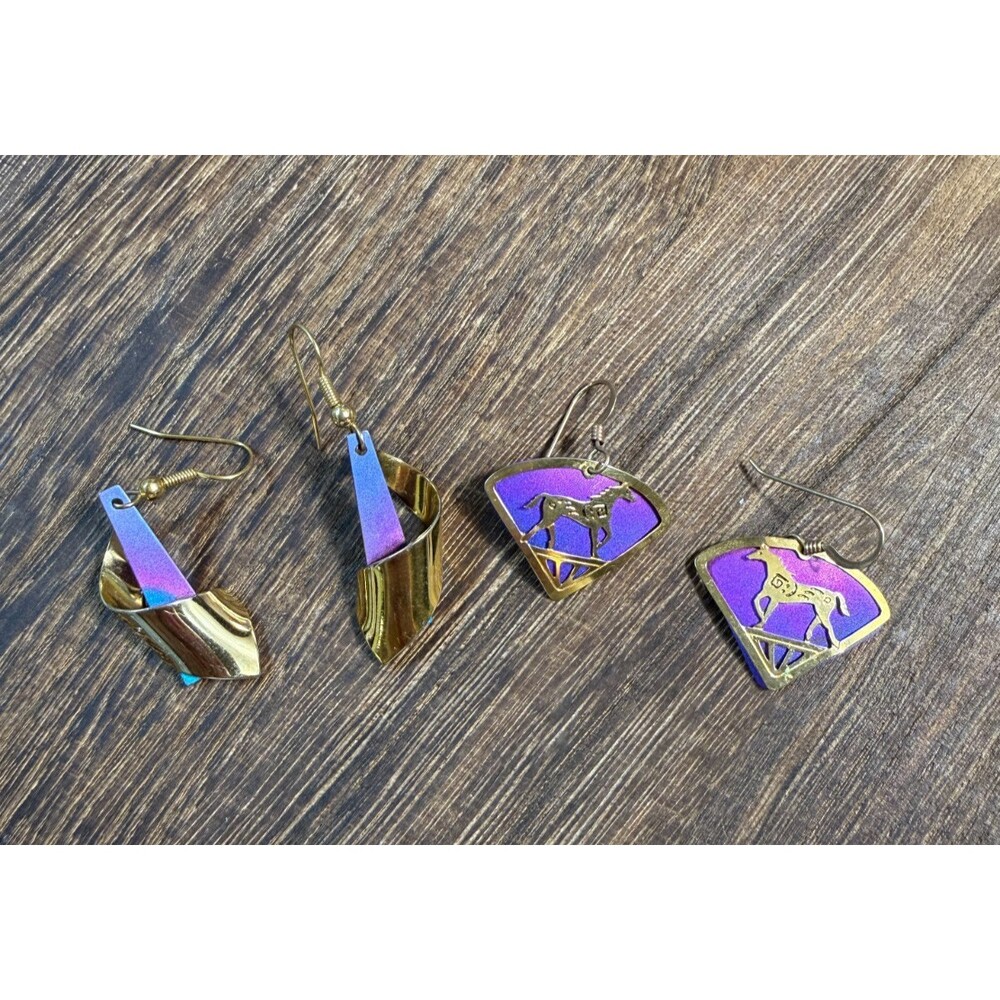 2 Pair Holly Yashi style Niobium Horse and Spiral Dangle Earrings